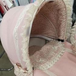 Capota Bebecar Piqué Rosa Empolvados Flores y puntillas beige