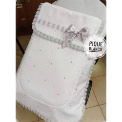 funda-colcha-cubrepies-capazo-opcion-saco-bebecar-bugaboo-jane-blanco-y-otros-con-bodoques